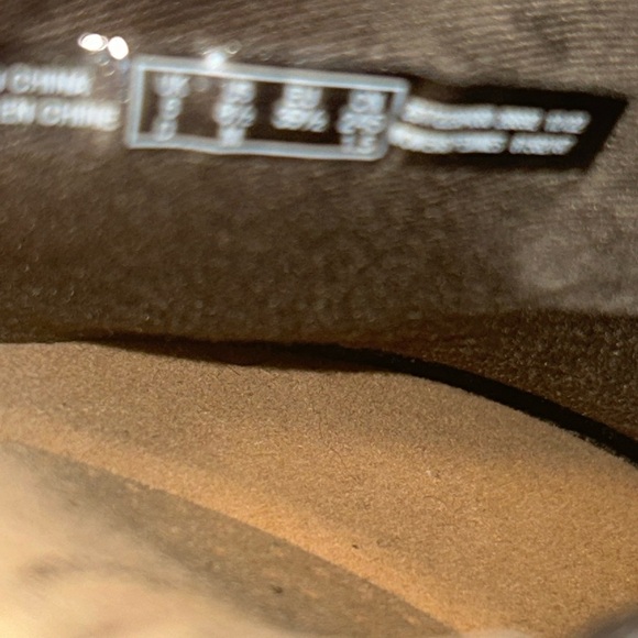 Clarks Black Mules with Decorative Stitching - Picture 6 of 6